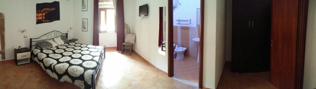 Ada'S Guest House 博萨 外观 照片