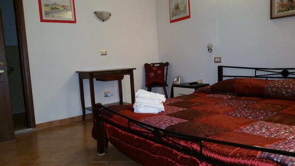 Ada'S Guest House 博萨 外观 照片